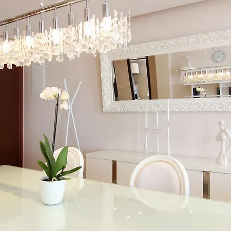 Luxuria * Split