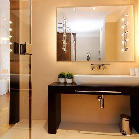 Apartment Luxuria